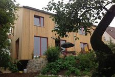 NUR-HOLZ Semi-detached house in the Nuremberg countryside