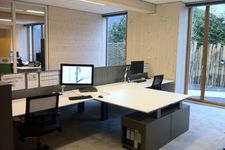 NUR-HOLZ Immeuble de bureaux - 99,94 % de l'immeuble de bureaux le plus respectueux de l'environnement au monde attribué par BREEAM