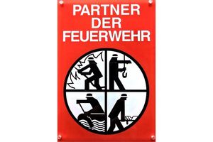 Als erstes Oberharmersbacher Unternehmen hat die Firma Rombach Bauholz + Abbund GmbH die Auszeichnung "Partner der Feuerwehr" erhalten.