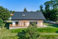 NUR-HOLZ Haus in der Lombardei / Italien