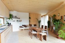 NUR-HOLZ Büro- und Wohngebäude in Südtirol