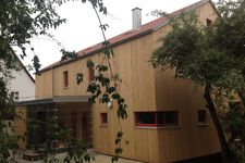 NUR-HOLZ Semi-detached house in the Nuremberg countryside