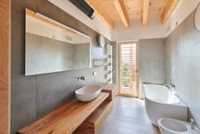 NUR-HOLZ Haus in der Lombardei / Italien