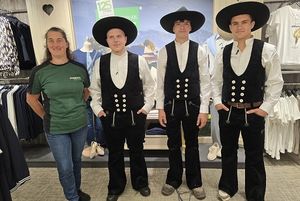 Herzlich Willkommen unseren drei neuen Zimmerer-Auszubildenden